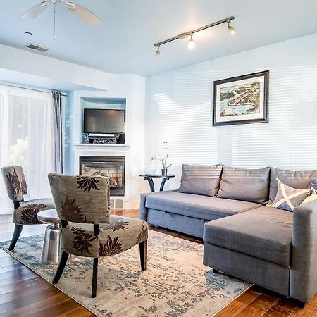 Bluebird Condo Douglas Bagian luar foto