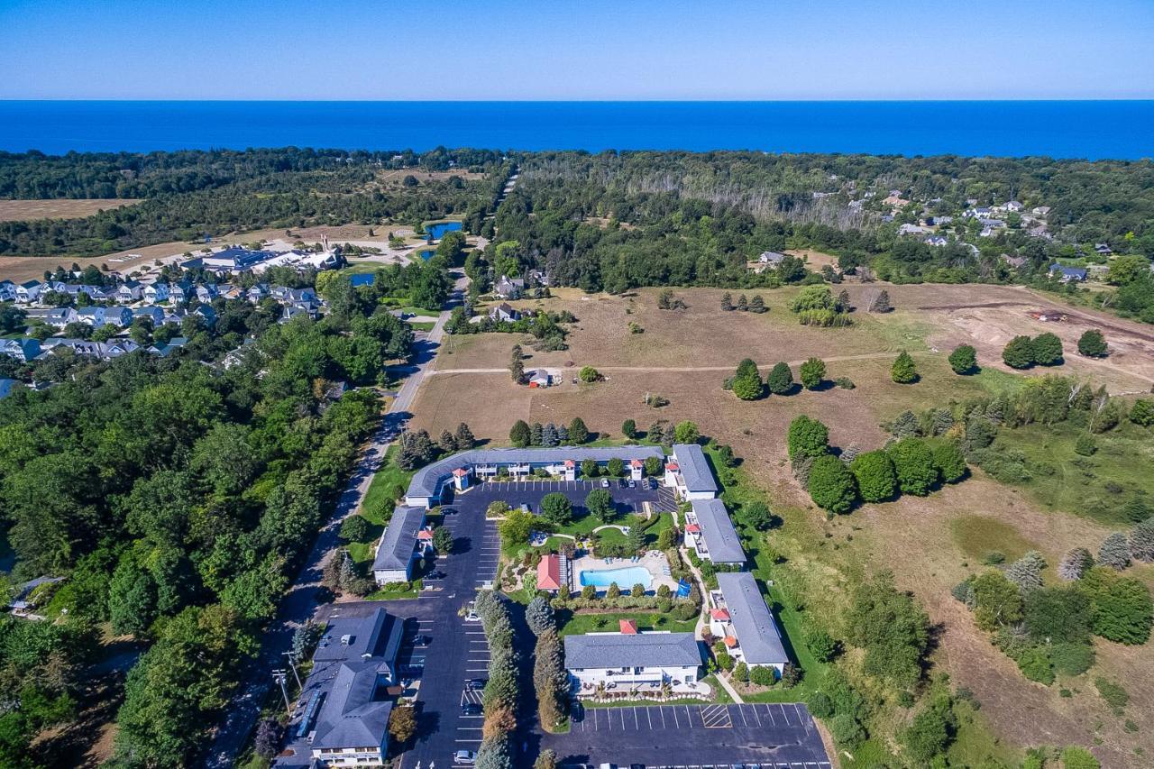 Bluebird Condo Douglas Bagian luar foto